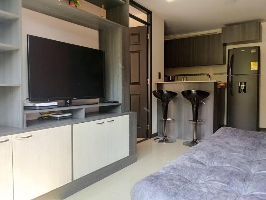 Rentalsop An01 Apto Cerca Al Lleras Con Balcon Y Piscina Climatizada, Cerca A Provenza, Ubicado Min Del Aeropuerto *
