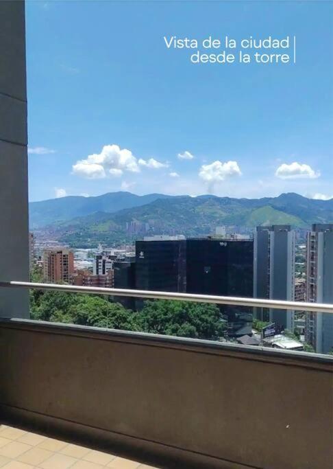 Rentalsop An01 Apto Cerca Al Lleras Con Balcon Y Piscina Climatizada, Cerca A Provenza, Ubicado Min Del Aeropuerto Apartamento