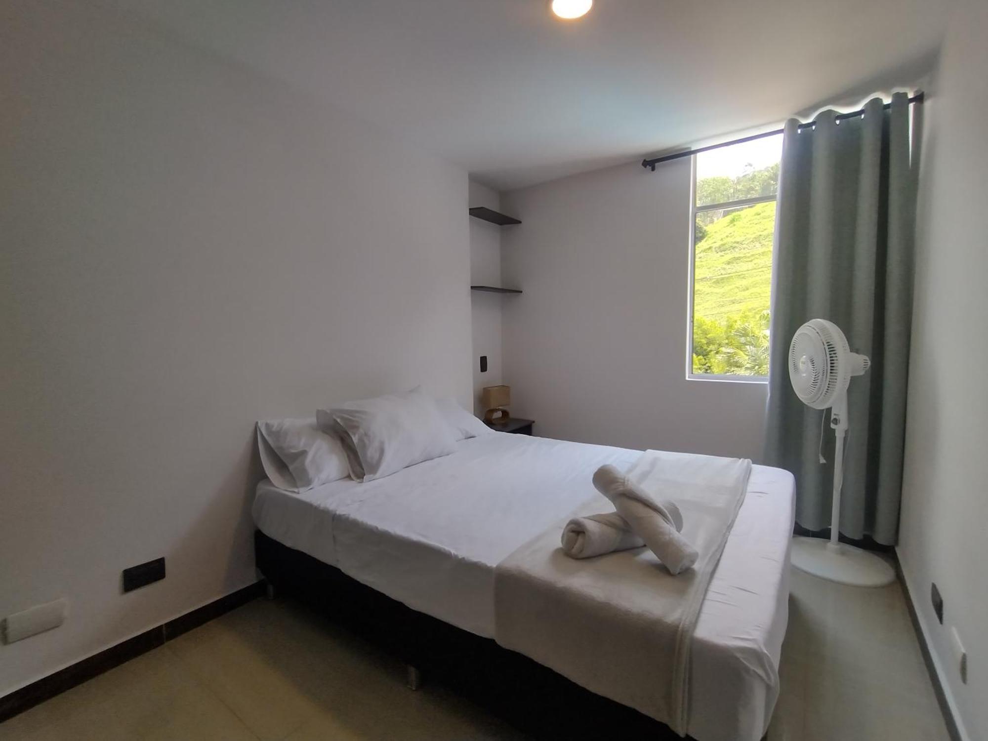Rentalsop An01 Apto Cerca Al Lleras Con Balcon Y Piscina Climatizada, Cerca A Provenza, Ubicado Min Del Aeropuerto Apartamento Medellín